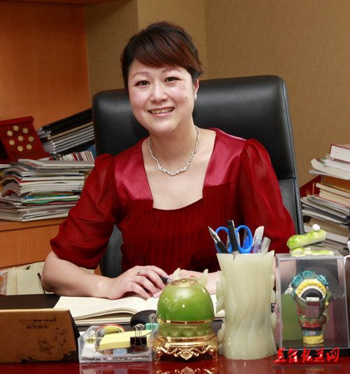  绿之韵劳嘉再次当选湖南工商联女商会副会长 