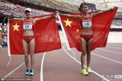  中国首金！女子20公里竞走刘虹夺冠吕秀芝摘银 