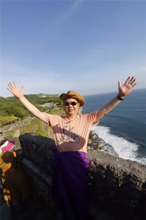 康美时代：再见巴厘岛。2018，迪拜见！