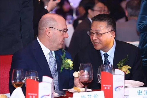 葆婴总裁史滨海先生应邀参加中国美国商会2017年度答谢晚宴