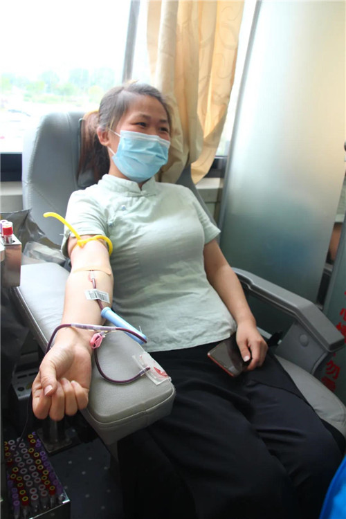 浪莎集团第三届义务献血活动